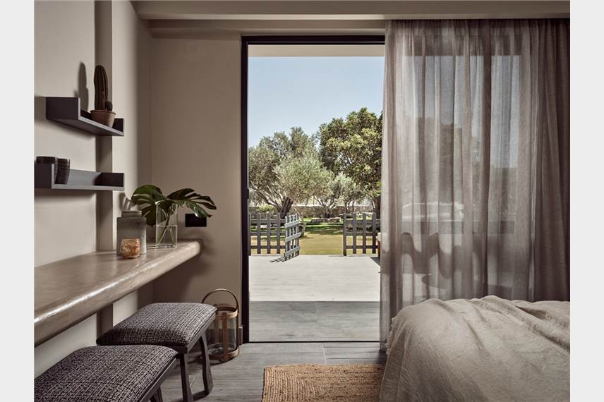  Numo Ierapetra Beach Resort, Curio Collection by Hilton