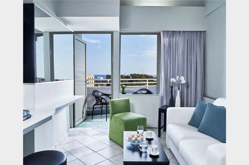  Aquamare City and Beach hotel