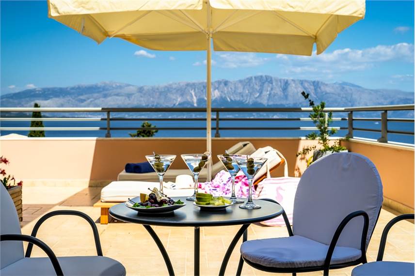 Lefkada porto galini hotel - Porto Galini Seaside Resort and Spa
