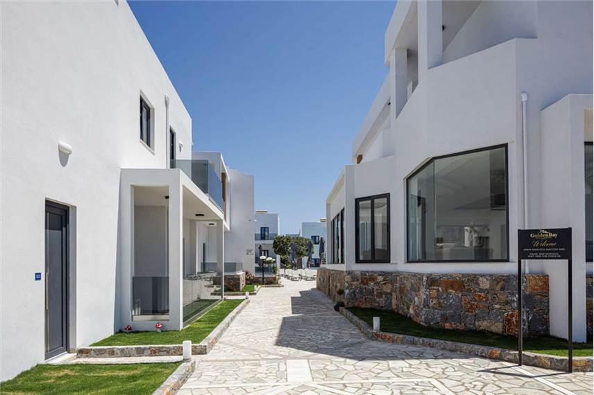  Golden Bay Boutique Hotel and Bungalows
