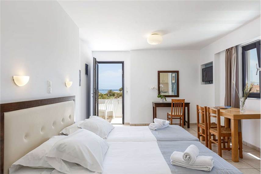  Golden Bay Boutique Hotel and Bungalows