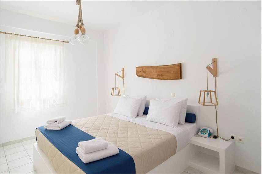 Santorini Crystal Blue Suites, Greece - Santorini Crystal Blue Suites
