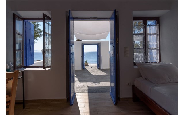 Santorini Crystal Blue Suites, Greece - Santorini Crystal Blue Suites