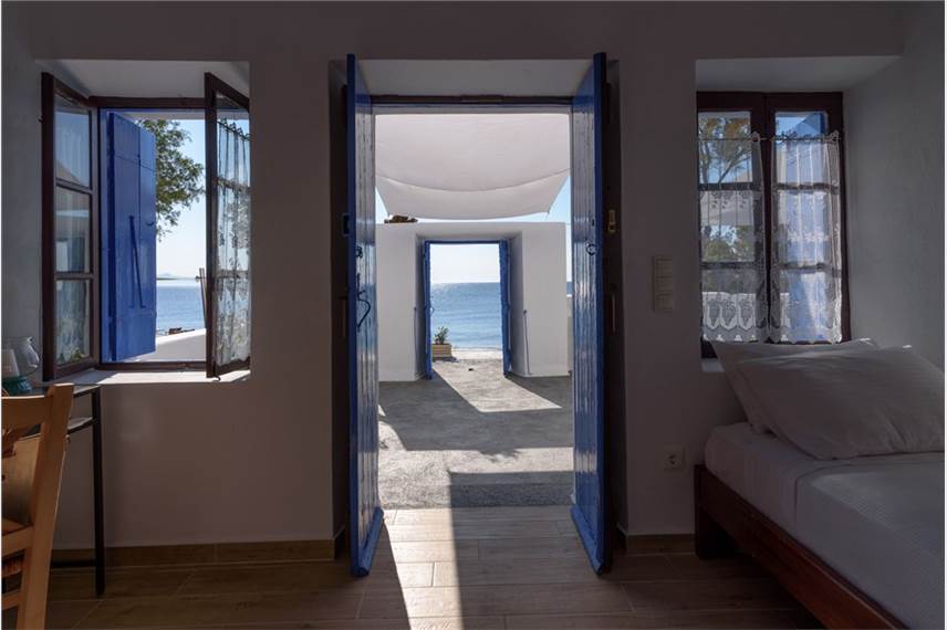 Santorini Crystal Blue Suites, Greece - Santorini Crystal Blue Suites