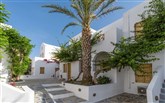  Santorini Crystal Blue Suites