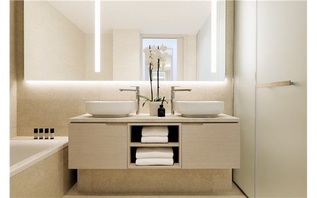 Double Room Bathroom Ikos Andalusia