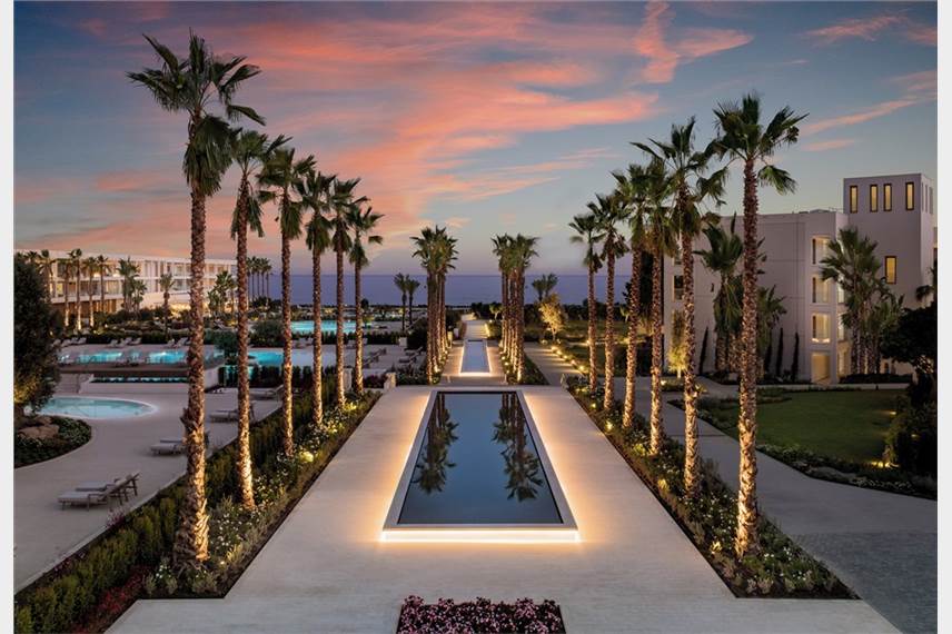 Palm Lake Boulevard Close Up Sunset Ikos Andalusia