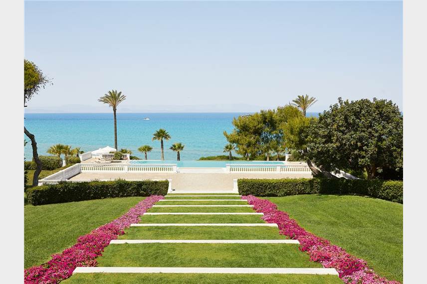  Mandola Rosa a Grecotel Resort to Live at Riviera Olympia