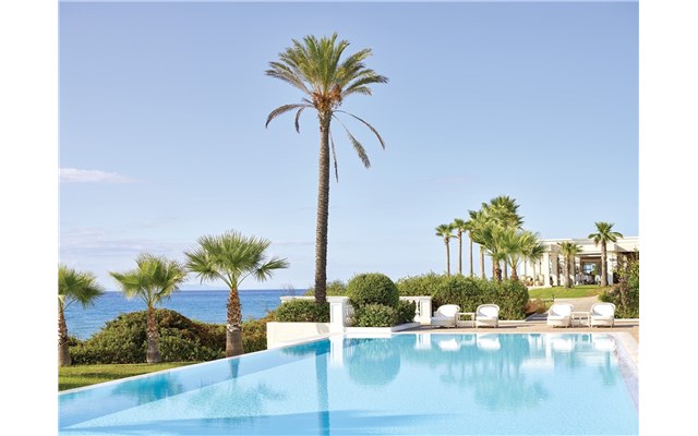 Mandola Rosa a Grecotel Resort to Live at Riviera Olympia 