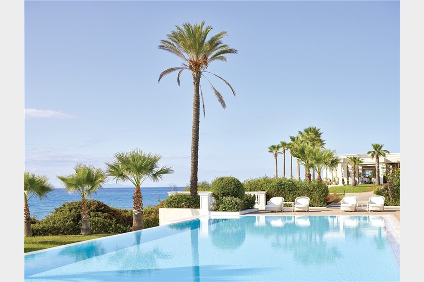  Mandola Rosa a Grecotel Resort to Live at Riviera Olympia