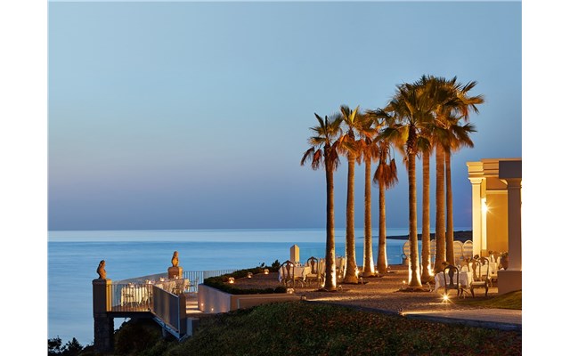 Mandola Rosa a Grecotel Resort to Live at Riviera Olympia 
