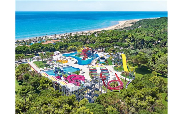 Mandola Rosa a Grecotel Resort to Live at Riviera Olympia 