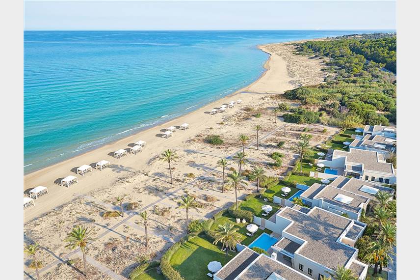  Mandola Rosa a Grecotel Resort to Live at Riviera Olympia
