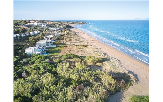 Mandola Rosa a Grecotel Resort to Live at Riviera Olympia 