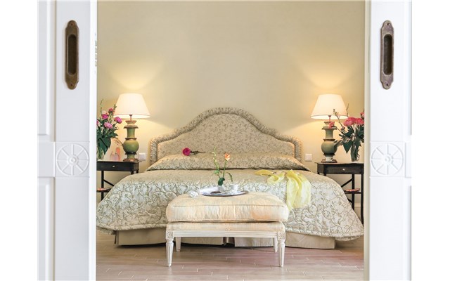 Mandola Rosa a Grecotel Resort to Live at Riviera Olympia 