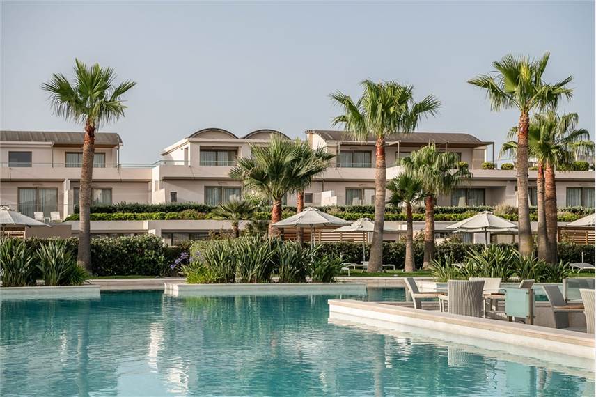  Avra Imperial Beach Resort and Spa