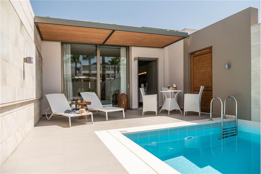  Avra Imperial Beach Resort and Spa