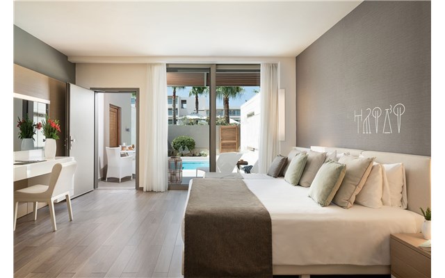Avra Imperial Beach Resort and Spa 