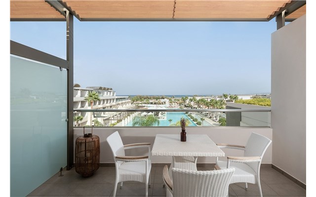 Avra Imperial Beach Resort and Spa 