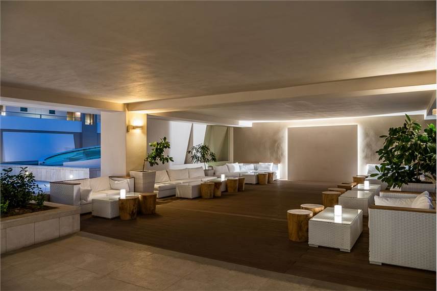  Avra Imperial Beach Resort and Spa