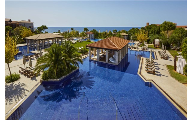 The Romanos, a Luxury Collection Resort 