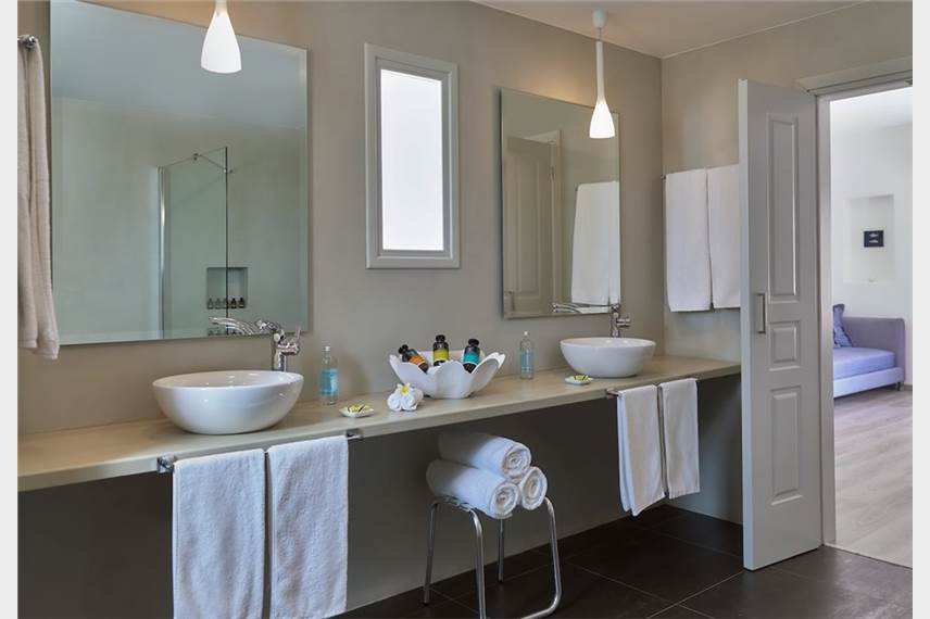  Yria Boutique hotel and SPA