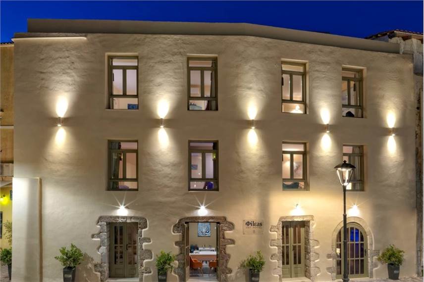  Fileas Art Hotel