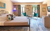  Fileas Art Hotel
