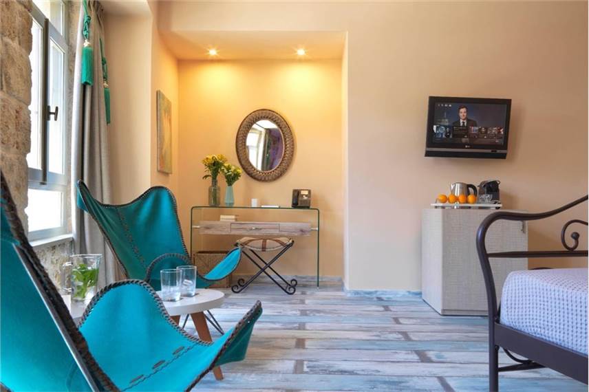  Fileas Art Hotel