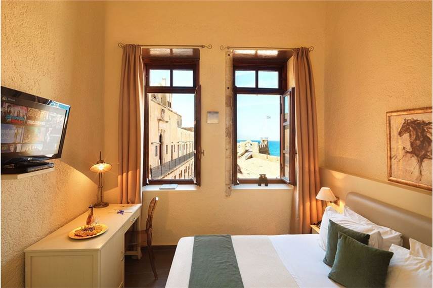  Alcanea Boutique Hotel
