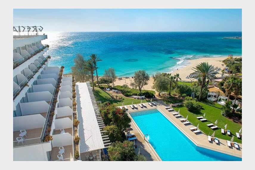  Grecian Sands
