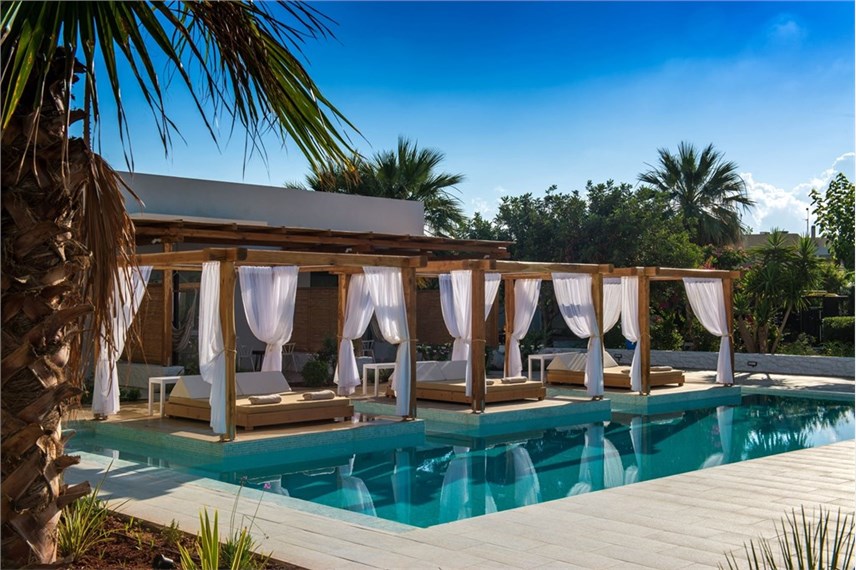  Paralos Lifestyle Beach