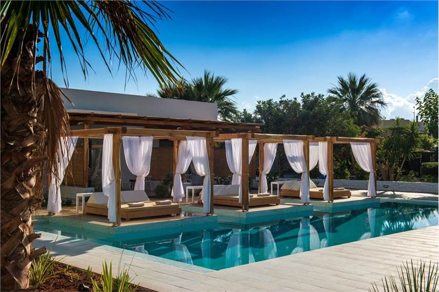  Paralos Lifestyle Beach
