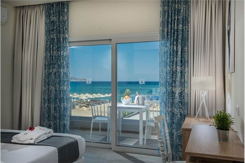  Paralos Lifestyle Beach