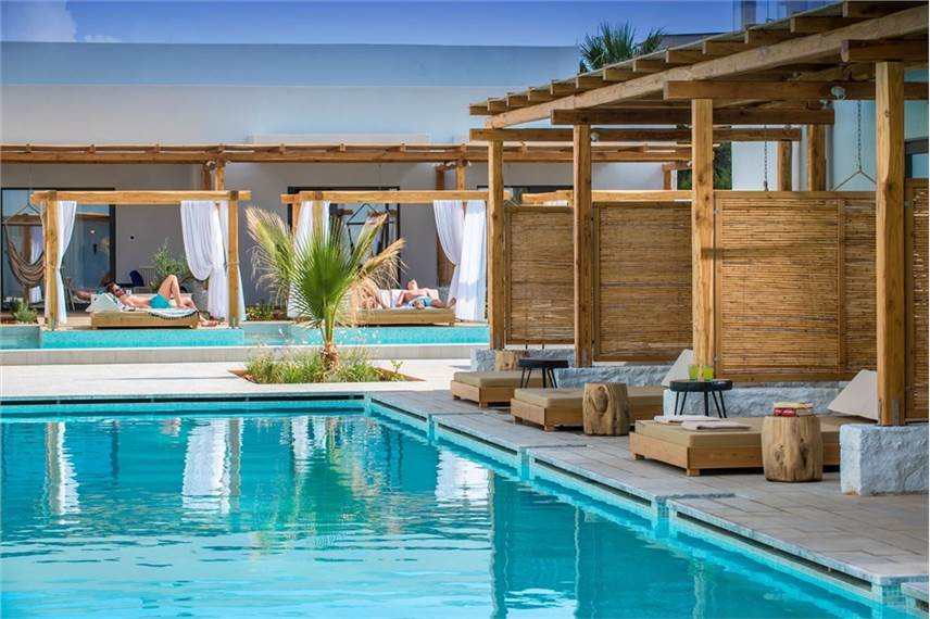  Paralos Lifestyle Beach
