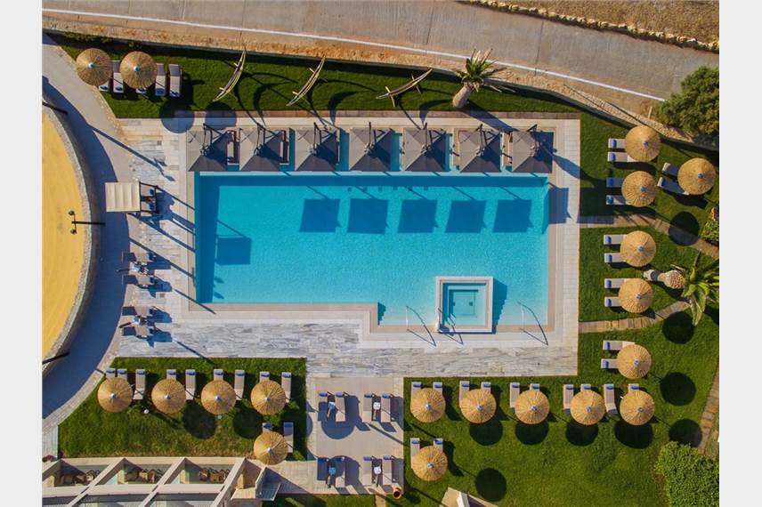  Paralos Kosta Mare