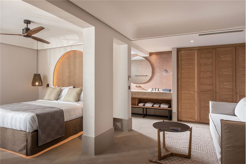  Paralos Venus Suites