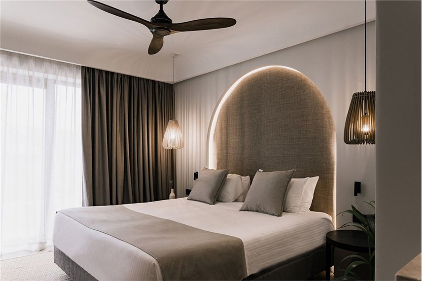  Paralos Venus Suites