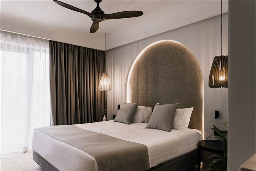  Paralos Venus Suites
