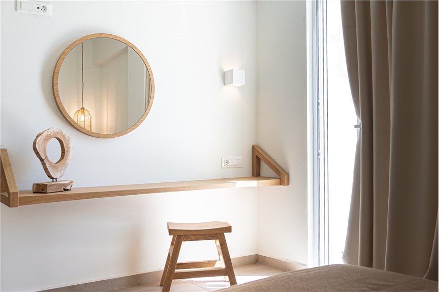  Absolute Kiotari Resort