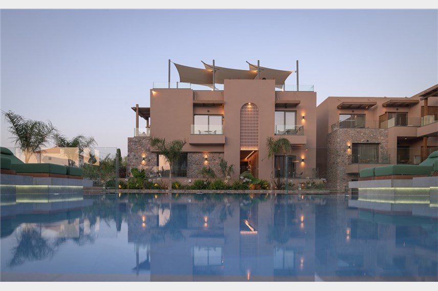  Paralos Venus Suites
