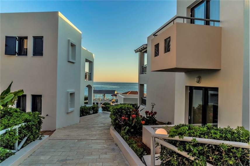  Castello Village Resort