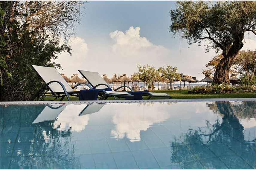  Kontokali Bay Resort and Spa