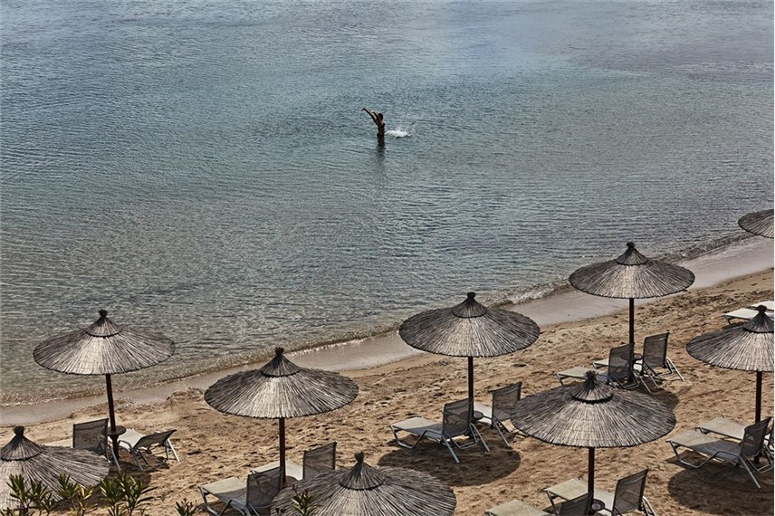 Kontokali Bay Resort and Spa
