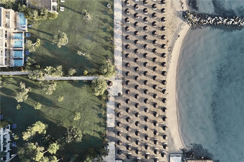  Kontokali Bay Resort and Spa
