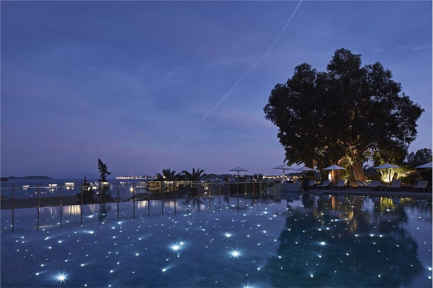  Kontokali Bay Resort and Spa