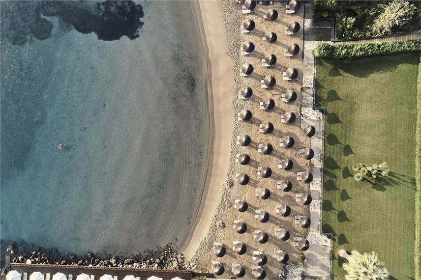  Kontokali Bay Resort and Spa