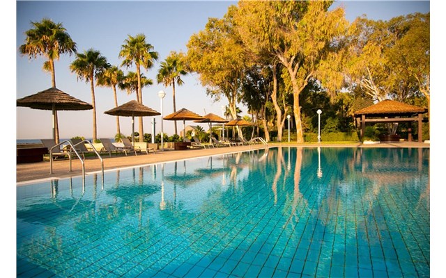 atlantica miramare limassol - Atlantica Miramare Beach