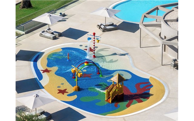 Splash Pool Ikos Odisia