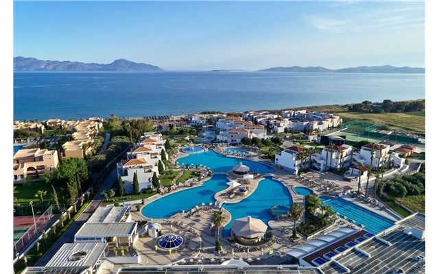 Magic Life Atlantica Marmari Palace 